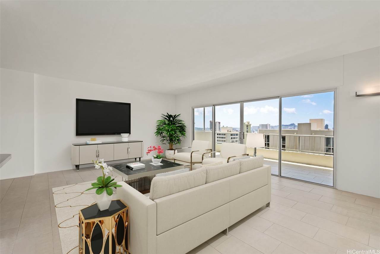 999 Wilder Avenue - Photo 1