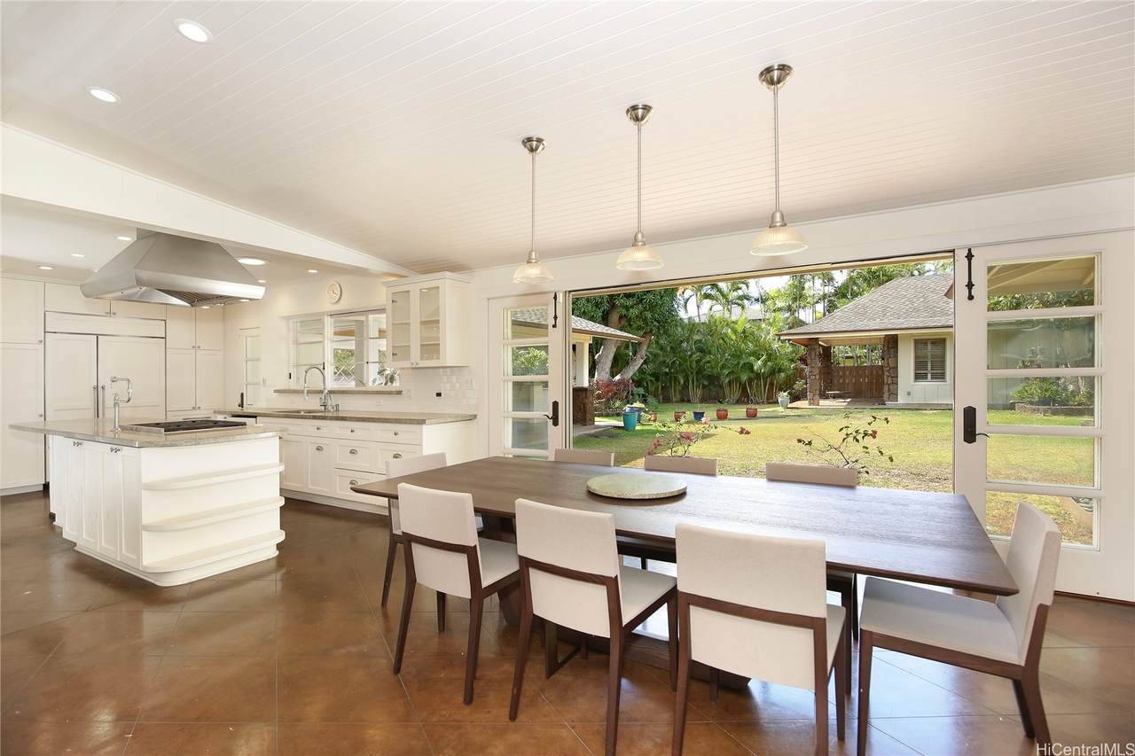 1116 Kealaolu Avenue - Photo 1