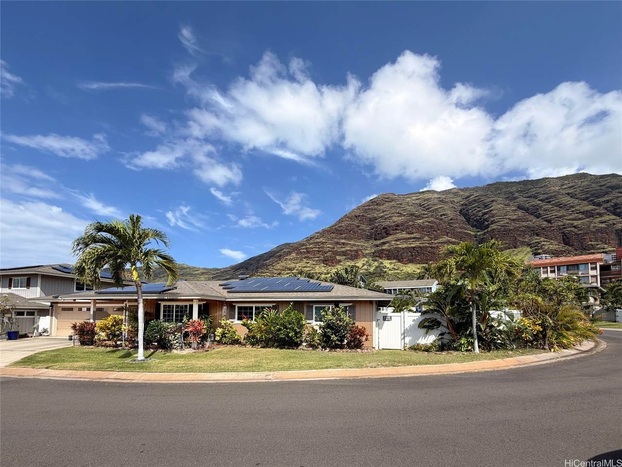 https://bt-photos.global.ssl.fastly.net/honolulu/1280_boomver_1_202605347-2.jpg