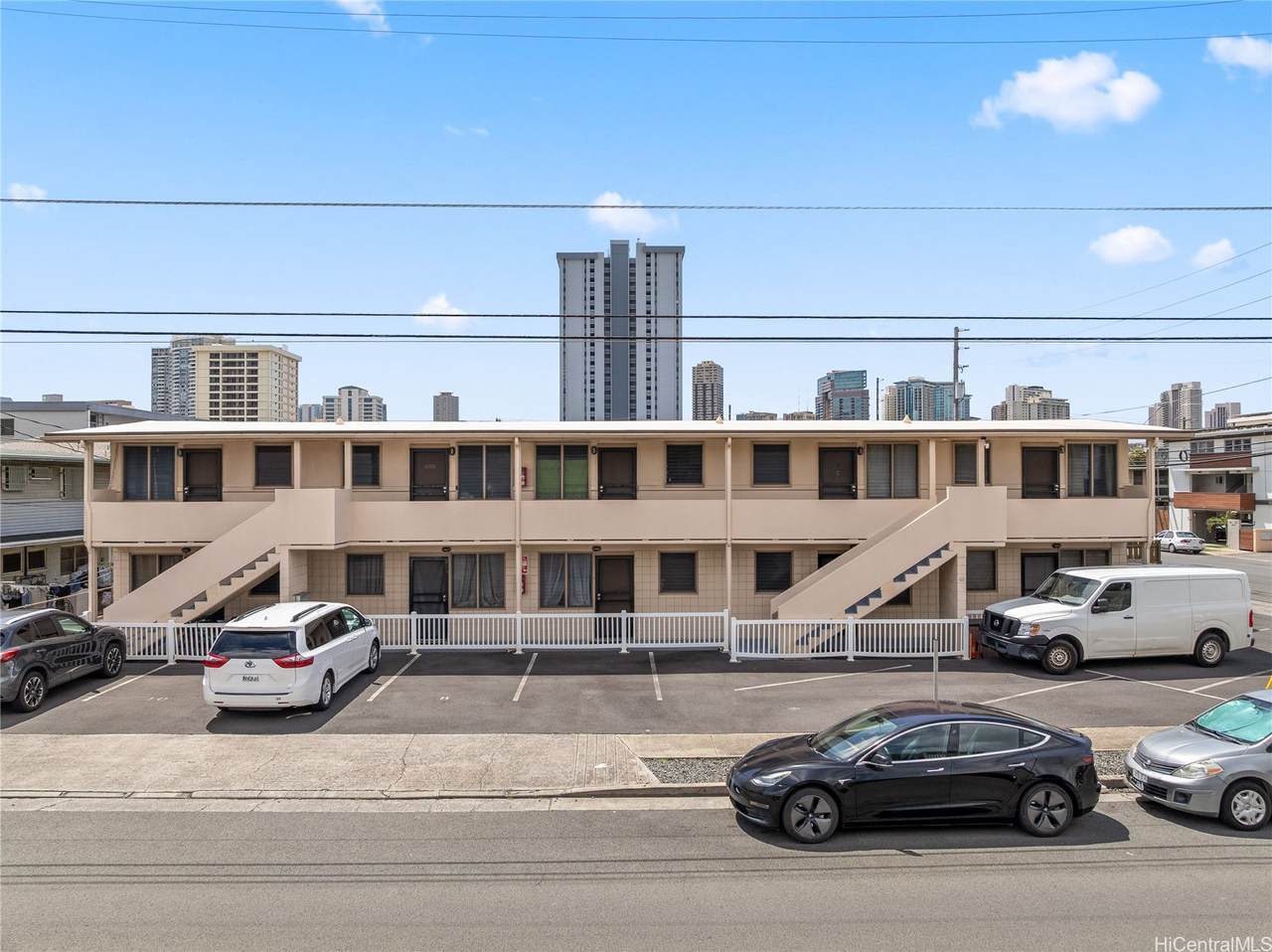 2105 Algaroba Street - Photo 1