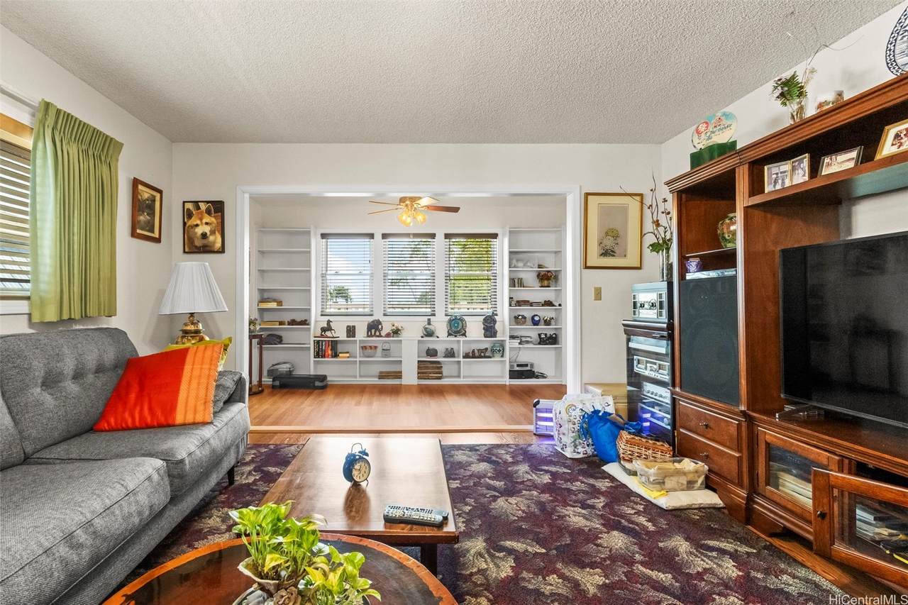 https://bt-photos.global.ssl.fastly.net/honolulu/1280_boomver_1_202605469-2.jpg