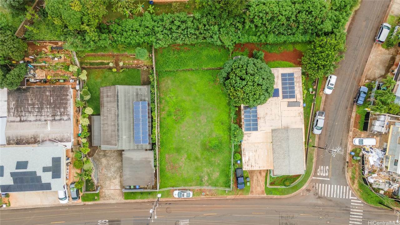 864 Hoomaemae Street - Photo 1
