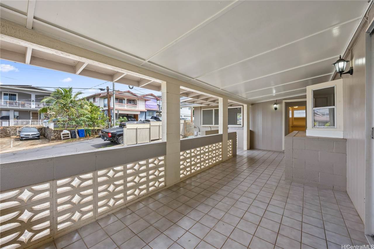 https://bt-photos.global.ssl.fastly.net/honolulu/1280_boomver_1_202605545-2.jpg
