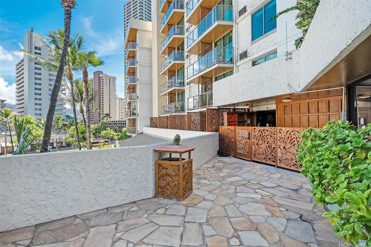 https://bt-photos.global.ssl.fastly.net/honolulu/1280_boomver_1_202605632-2.jpg