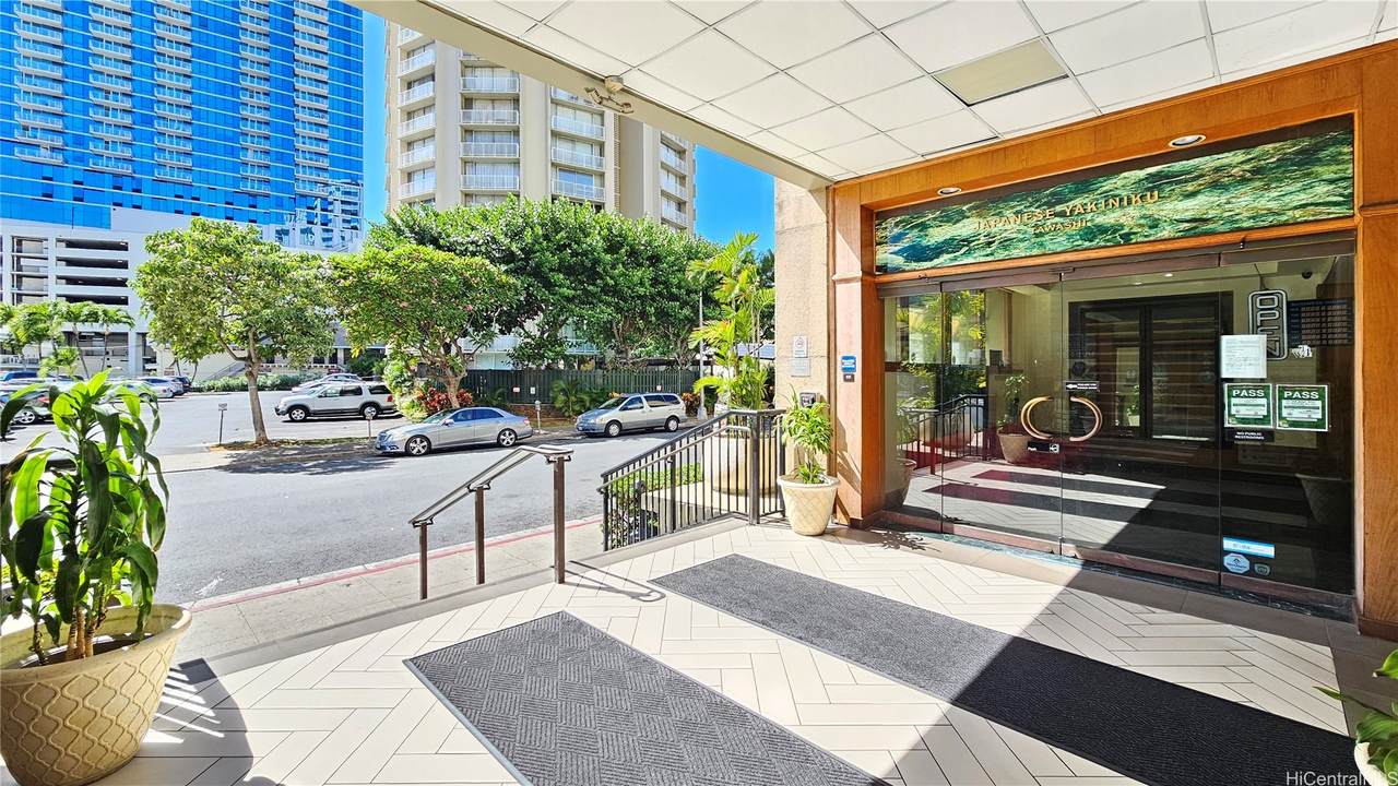 https://bt-photos.global.ssl.fastly.net/honolulu/1280_boomver_1_202605814-2.jpg