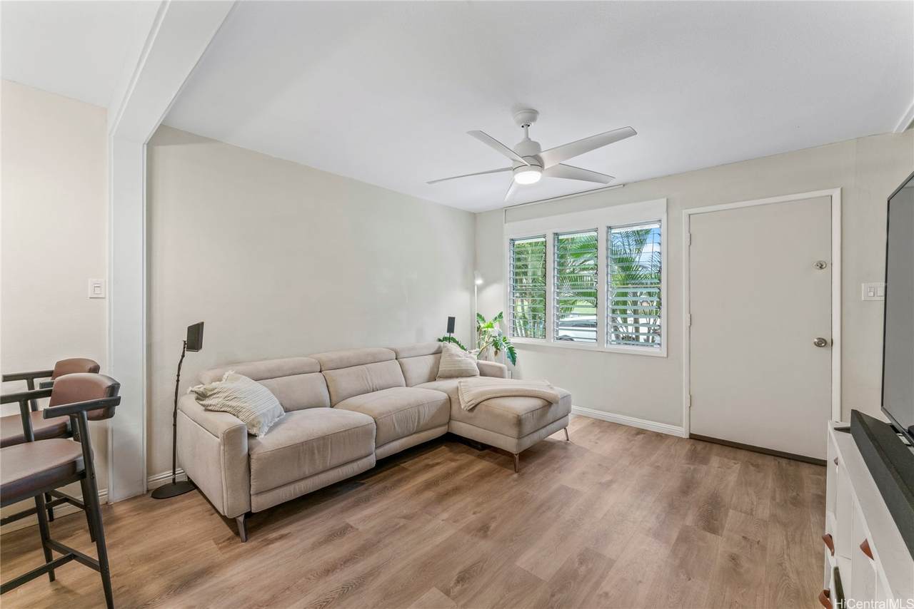 https://bt-photos.global.ssl.fastly.net/honolulu/1280_boomver_1_202605846-2.jpg