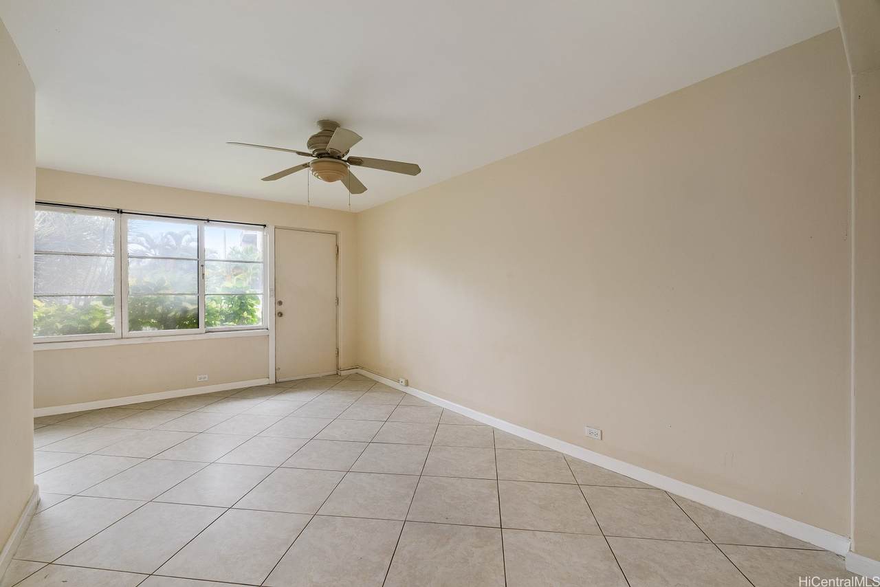 1627 Ala Wai Boulevard - Photo 1