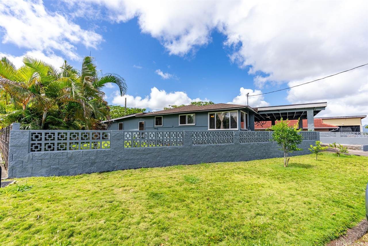https://bt-photos.global.ssl.fastly.net/honolulu/1280_boomver_1_202605884-2.jpg