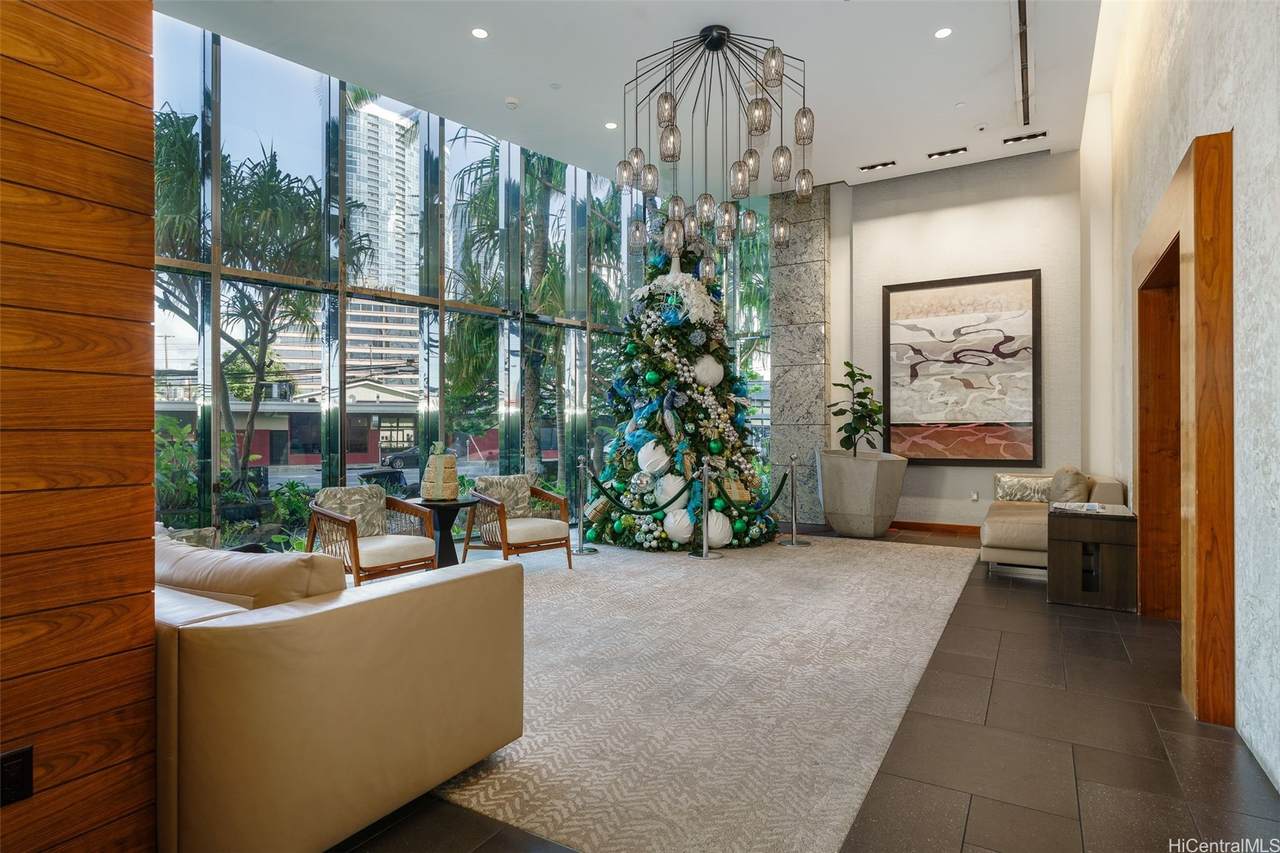 https://bt-photos.global.ssl.fastly.net/honolulu/1280_boomver_1_202605902-2.jpg