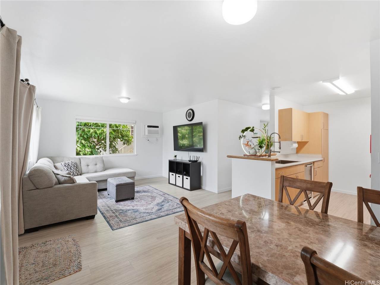 95-976 Ukuwai Street - Photo 1