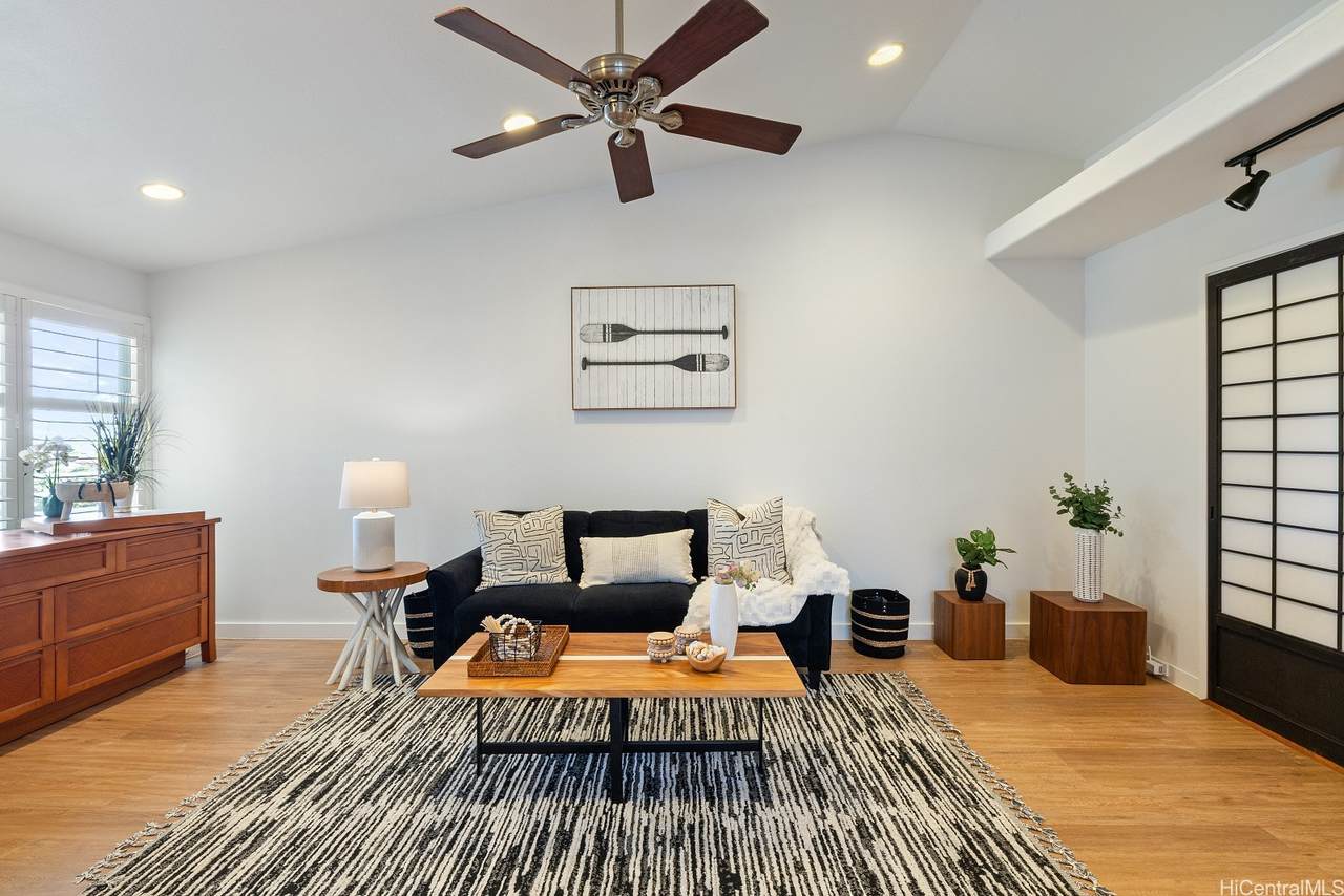 1812 Makuakane Street - Photo 1