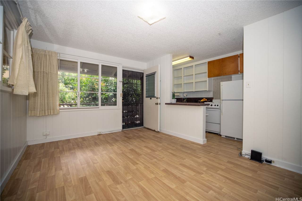 423 Kaiolu Street - Photo 1