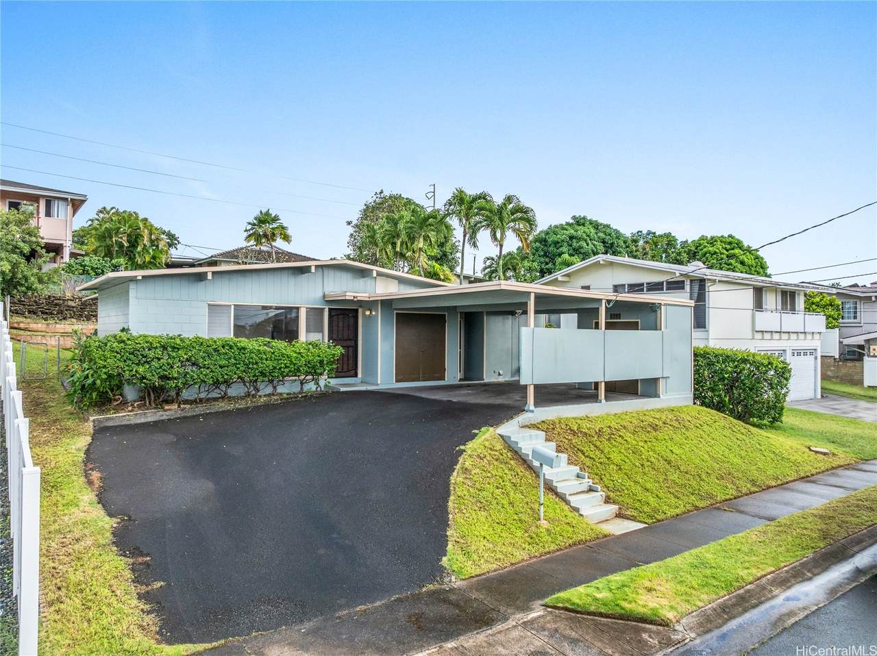 1427 Puanakau Street - Photo 1