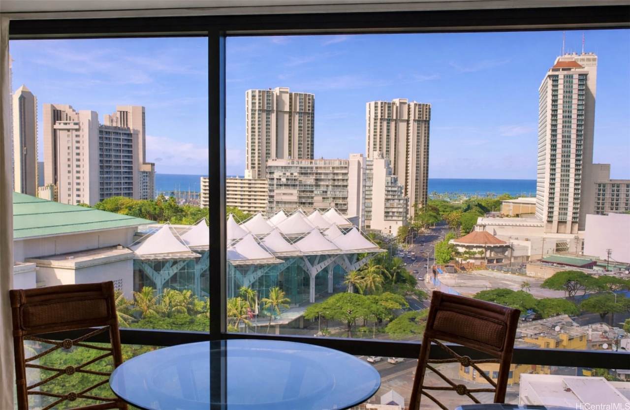 1750 Kalakaua Avenue - Photo 1