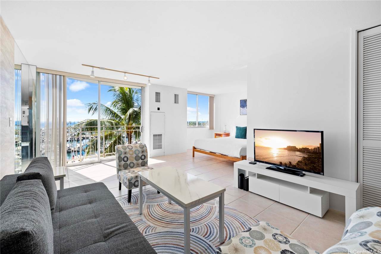 https://bt-photos.global.ssl.fastly.net/honolulu/1280_boomver_1_202606117-2.jpg