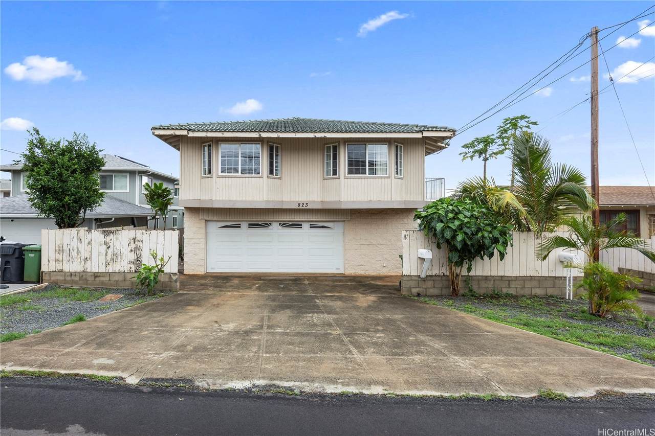 823 17th Avenue - Photo 1