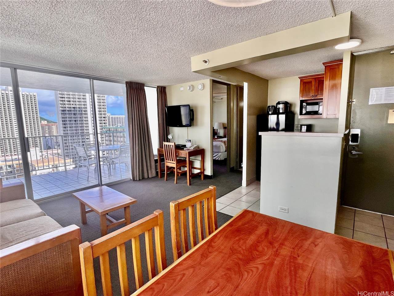 https://bt-photos.global.ssl.fastly.net/honolulu/1280_boomver_1_202606257-2.jpg
