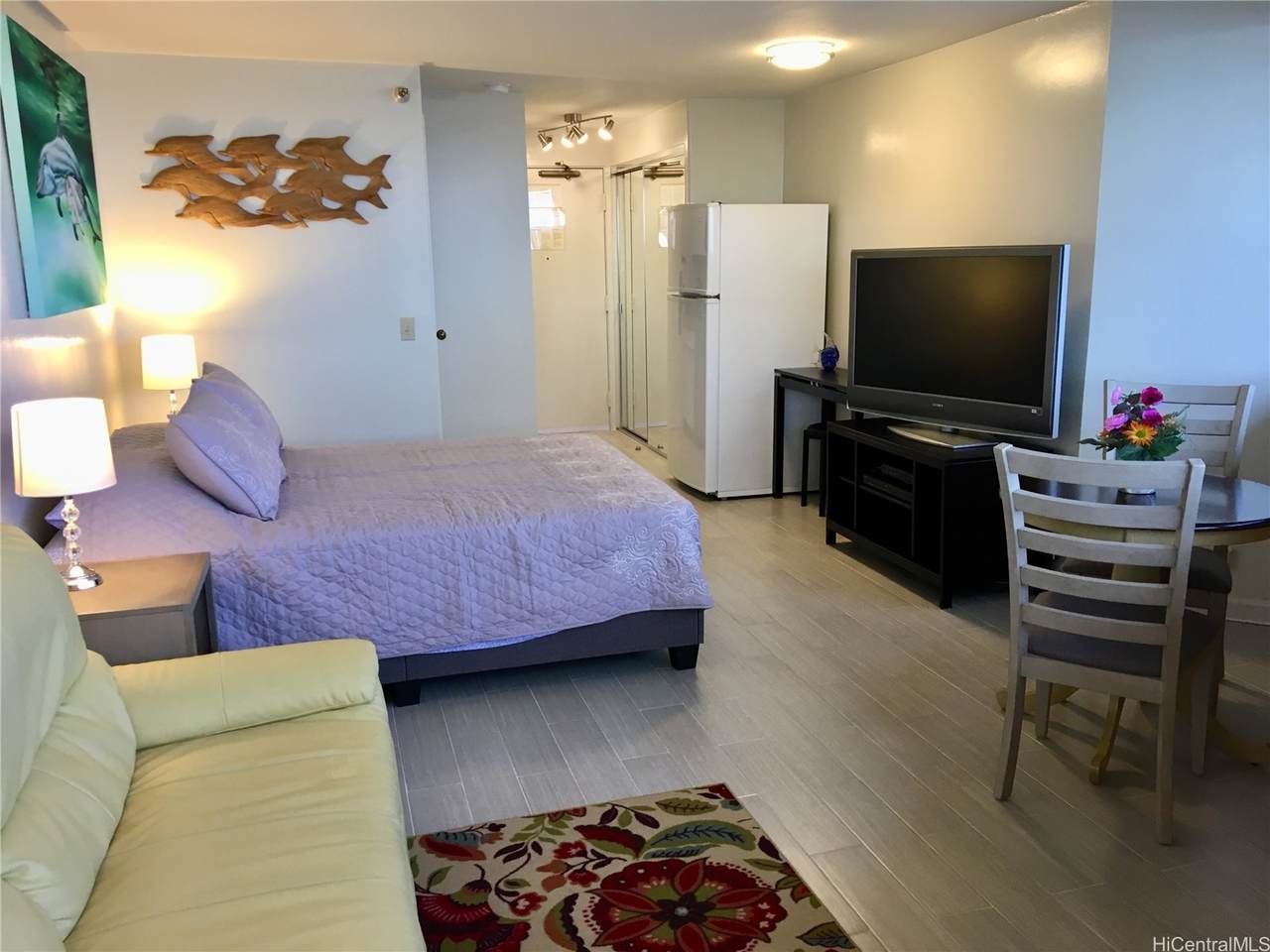 1700 Ala Moana Boulevard - Photo 1