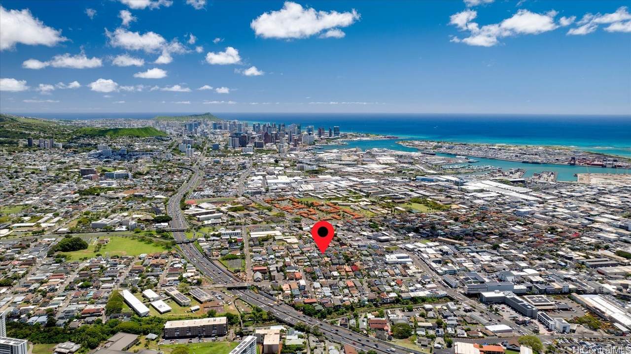 https://bt-photos.global.ssl.fastly.net/honolulu/1280_boomver_1_202606372-2.jpg
