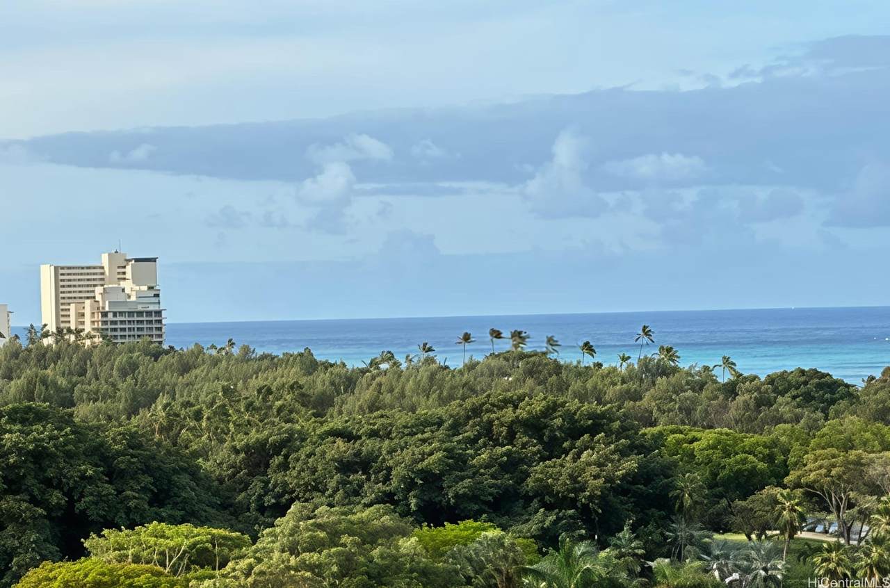 https://bt-photos.global.ssl.fastly.net/honolulu/1280_boomver_1_202606494-2.jpg