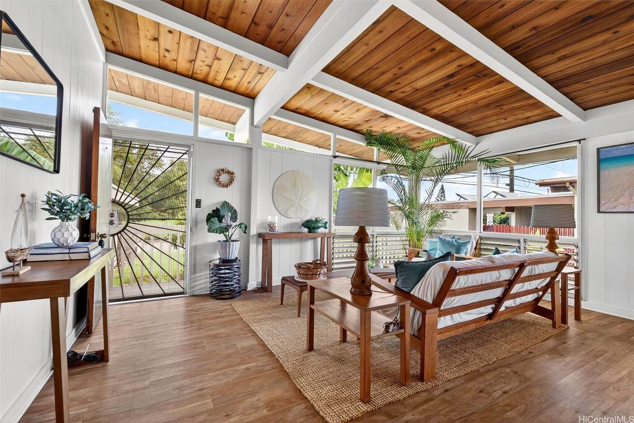 https://bt-photos.global.ssl.fastly.net/honolulu/1280_boomver_1_202606589-2.jpg