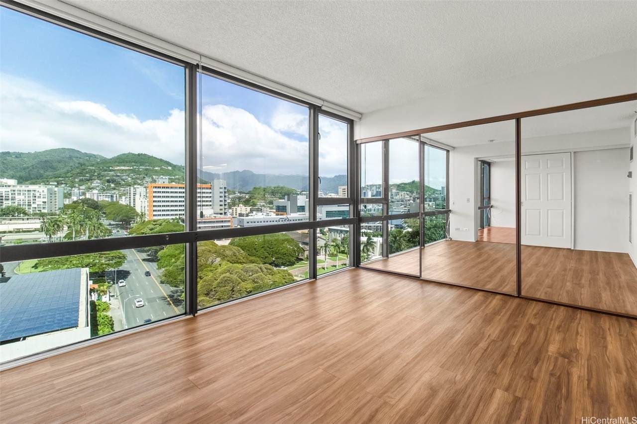 1114 Punahou Street - Photo 1