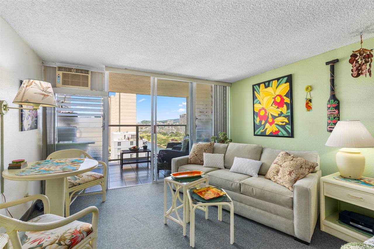 https://bt-photos.global.ssl.fastly.net/honolulu/1280_boomver_1_202606726-2.jpg