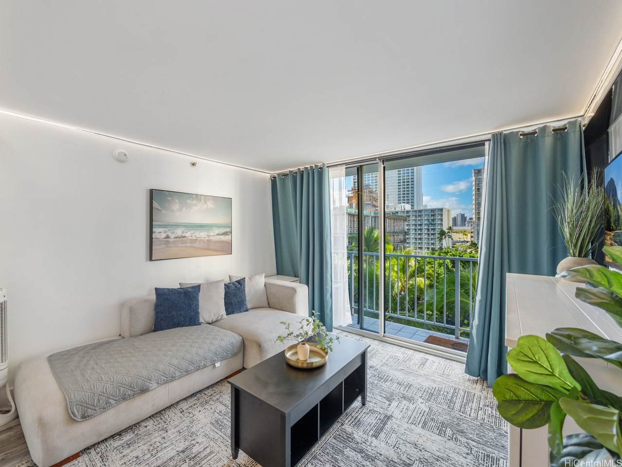 https://bt-photos.global.ssl.fastly.net/honolulu/1280_boomver_1_202606778-2.jpg