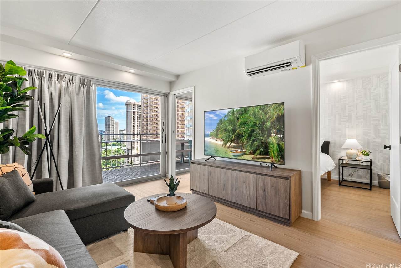 https://bt-photos.global.ssl.fastly.net/honolulu/1280_boomver_1_202606784-2.jpg