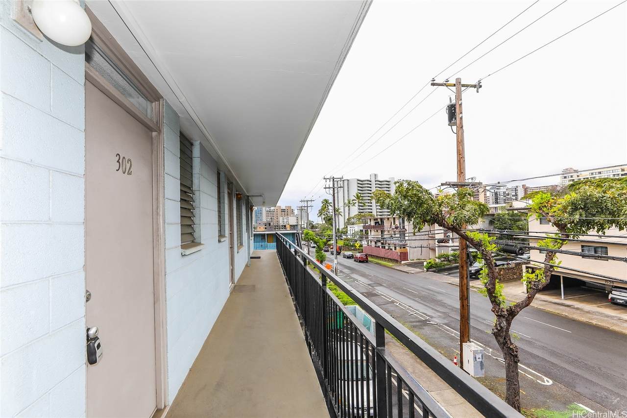 1525 Pensacola Street - Photo 1