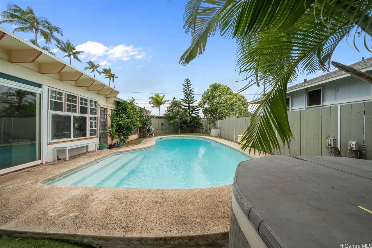 https://bt-photos.global.ssl.fastly.net/honolulu/1280_boomver_1_202606840-2.jpg