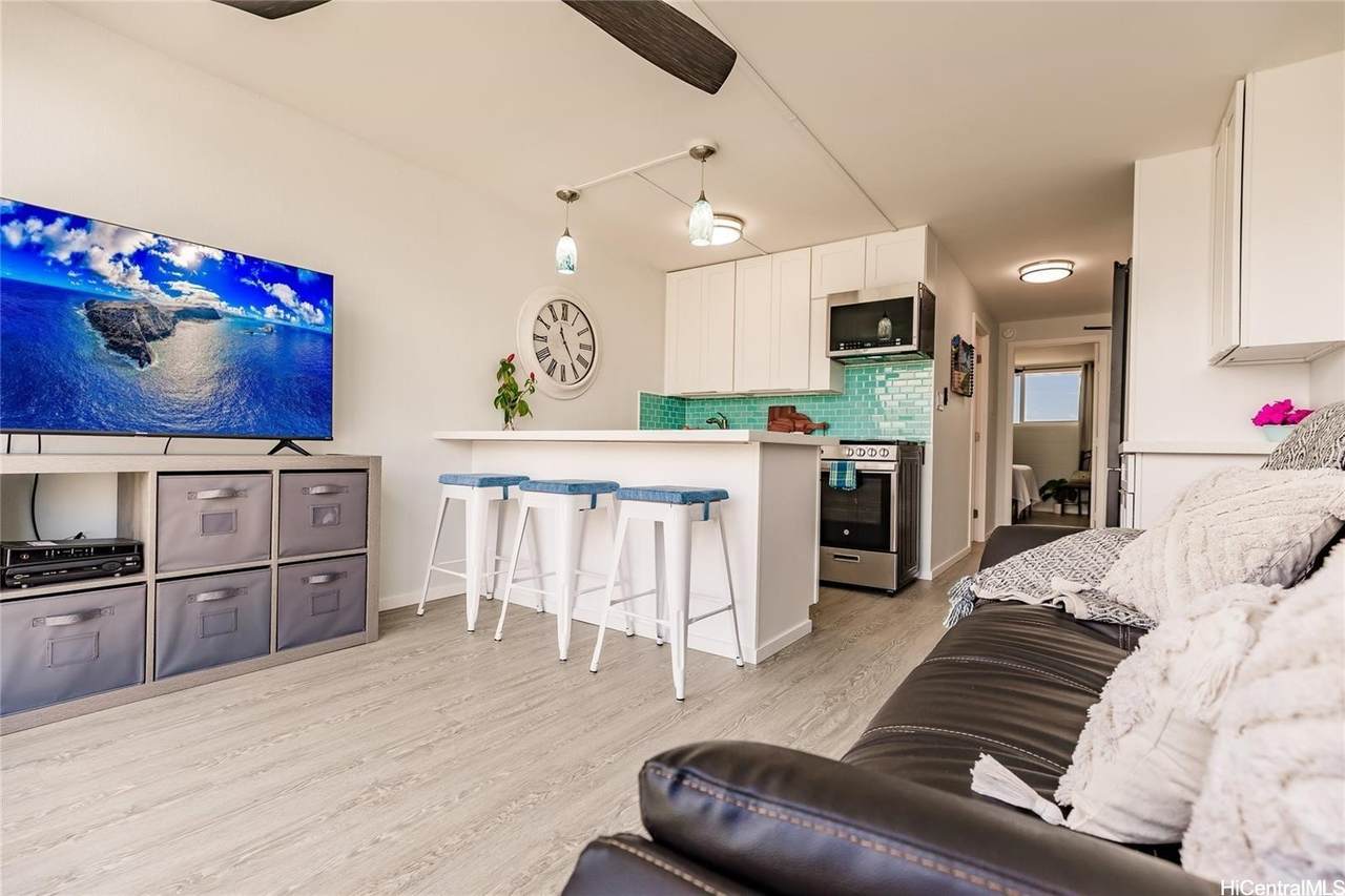 https://bt-photos.global.ssl.fastly.net/honolulu/1280_boomver_1_202606850-2.jpg