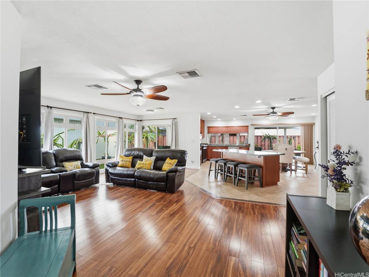 https://bt-photos.global.ssl.fastly.net/honolulu/1280_boomver_1_202607040-2.jpg