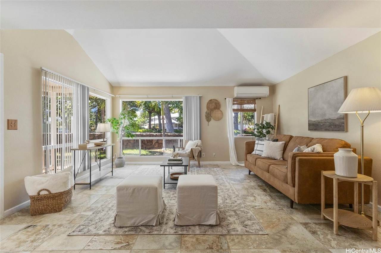 91-1015 Aawa Drive - Photo 1