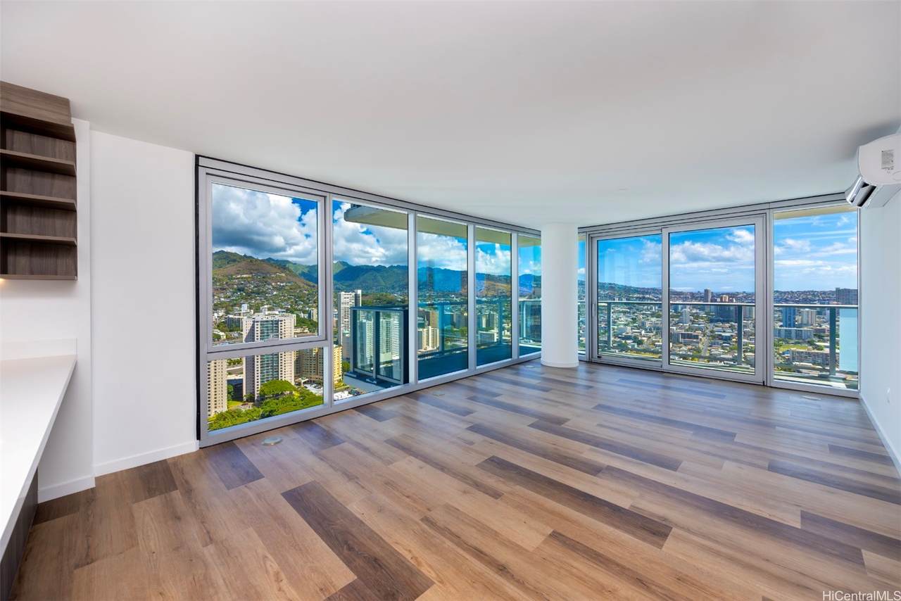 1500 Rycroft Street - Photo 1