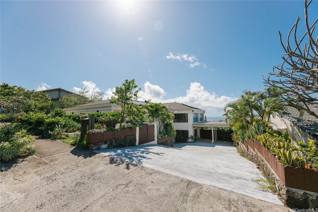 https://bt-photos.global.ssl.fastly.net/honolulu/1280_boomver_1_202607298-2.jpg