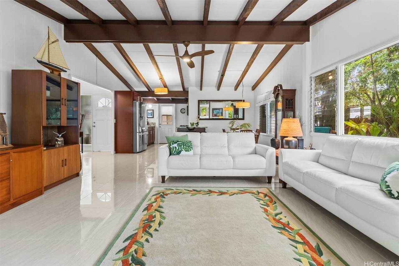 560 Paulele Street - Photo 1