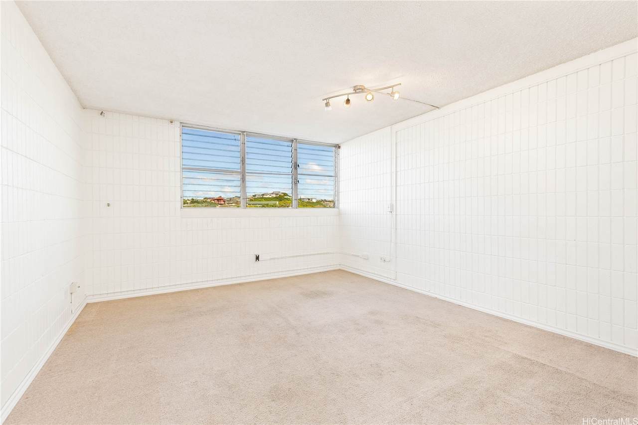 https://bt-photos.global.ssl.fastly.net/honolulu/1280_boomver_1_202607349-2.jpg