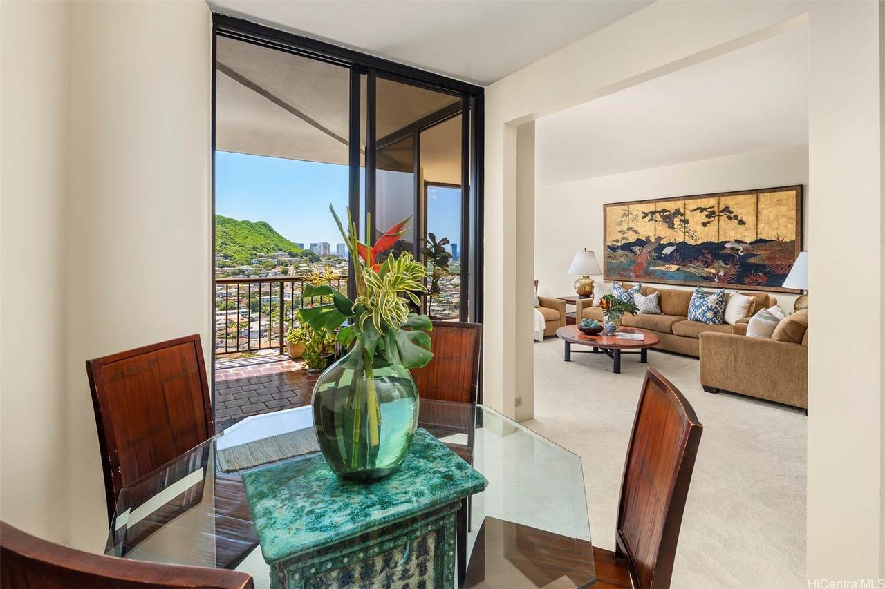 https://bt-photos.global.ssl.fastly.net/honolulu/1280_boomver_1_202607394-2.jpg