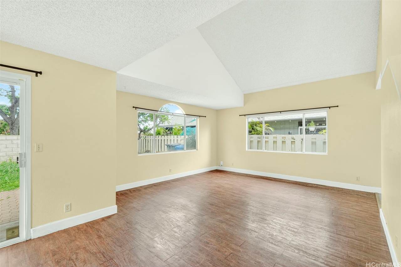 https://bt-photos.global.ssl.fastly.net/honolulu/1280_boomver_1_202607468-2.jpg