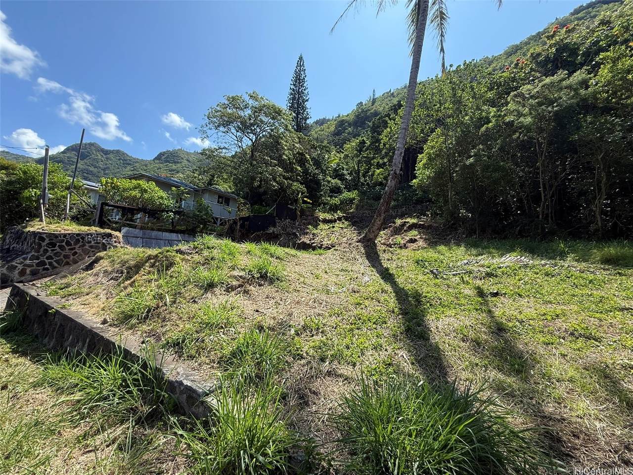 https://bt-photos.global.ssl.fastly.net/honolulu/1280_boomver_1_202607486-2.jpg