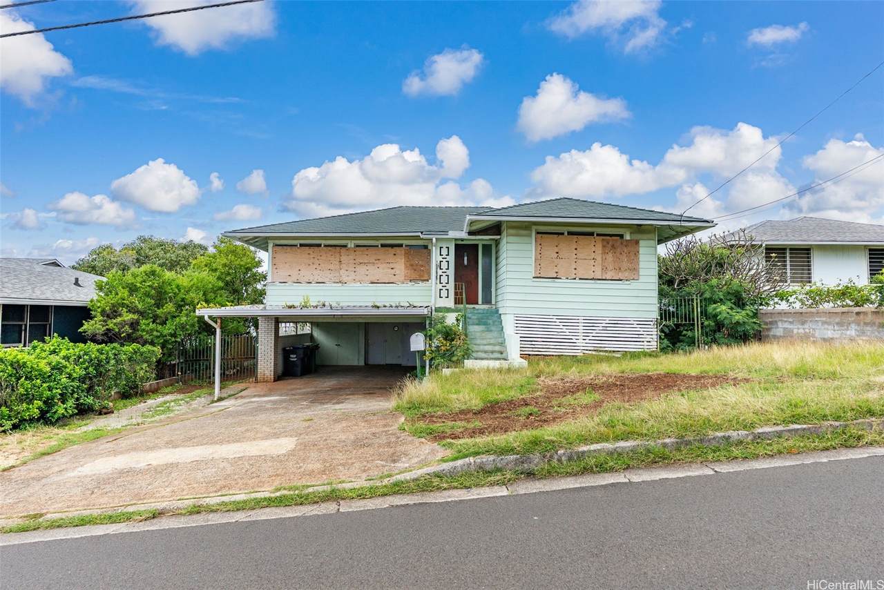 https://bt-photos.global.ssl.fastly.net/honolulu/1280_boomver_1_202607507-2.jpg