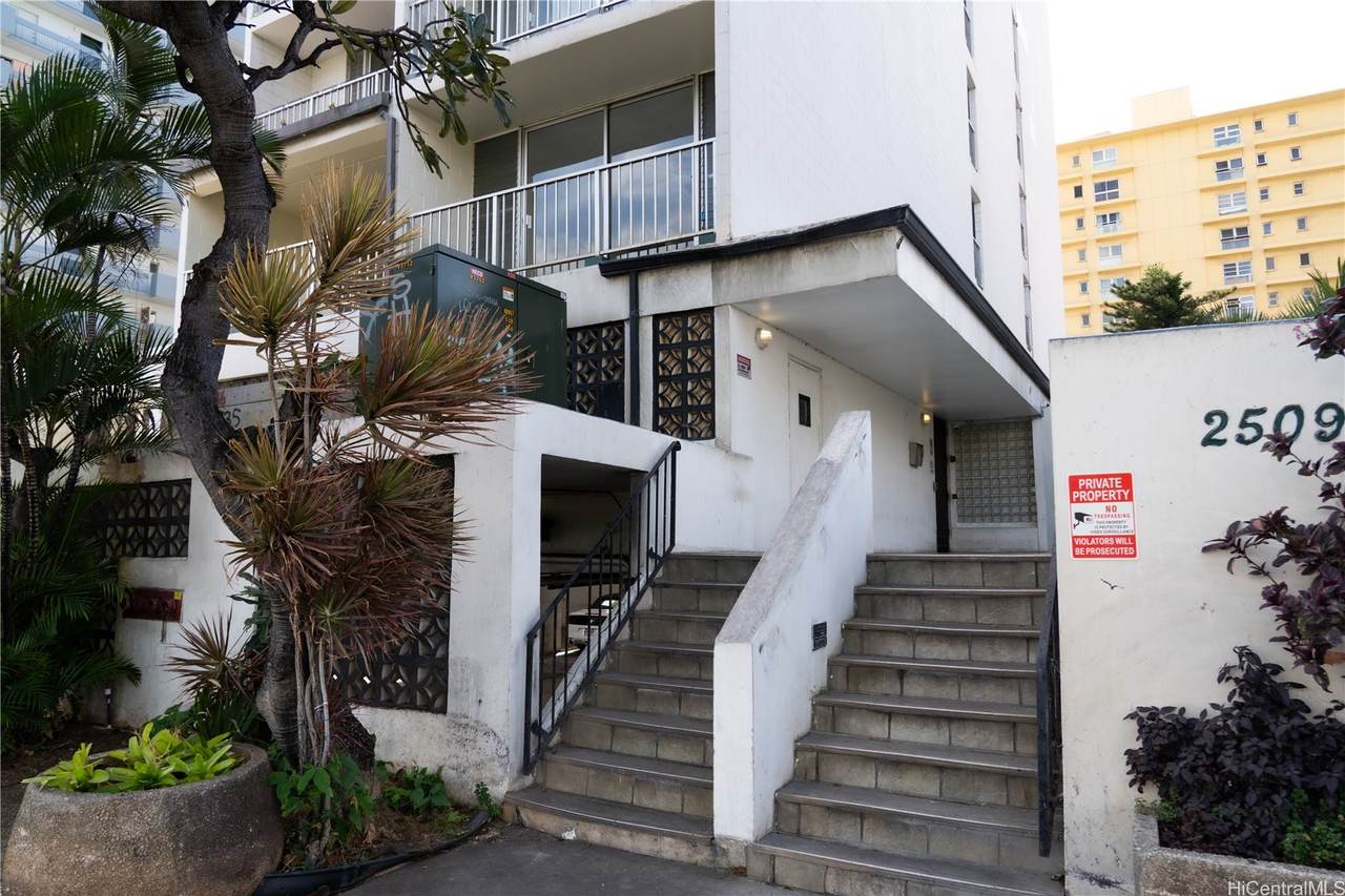 https://bt-photos.global.ssl.fastly.net/honolulu/1280_boomver_1_202607518-2.jpg