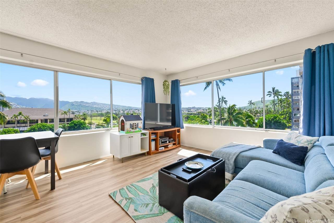 https://bt-photos.global.ssl.fastly.net/honolulu/1280_boomver_1_202607542-2.jpg