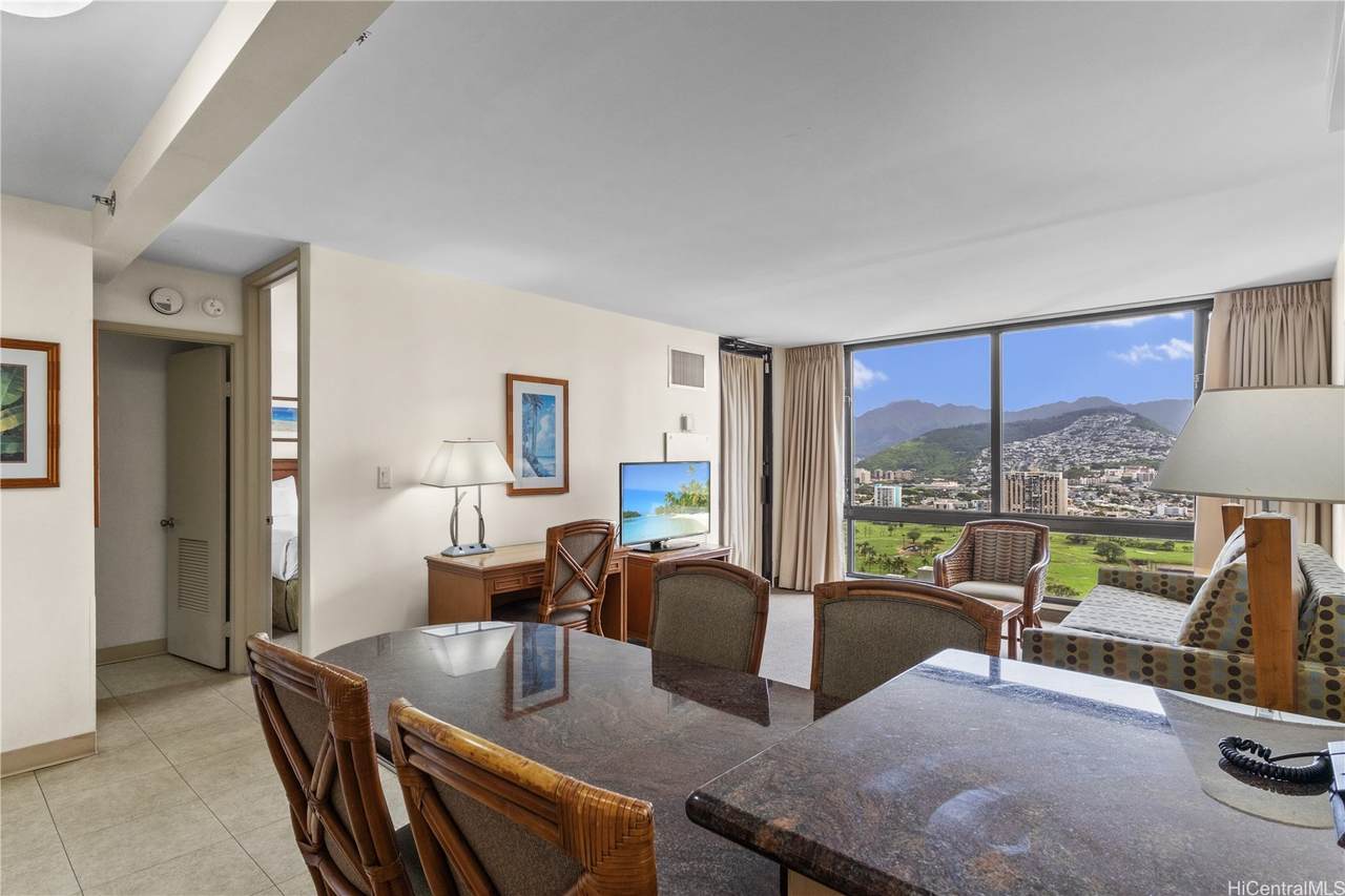 229 Paoakalani Avenue - Photo 1