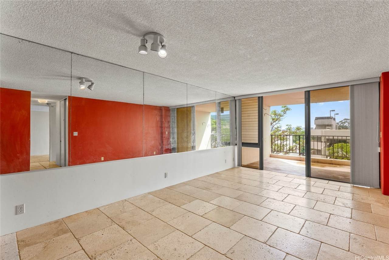 https://bt-photos.global.ssl.fastly.net/honolulu/1280_boomver_1_202607561-2.jpg