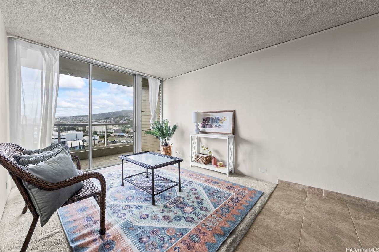 2637 Kuilei Street - Photo 1