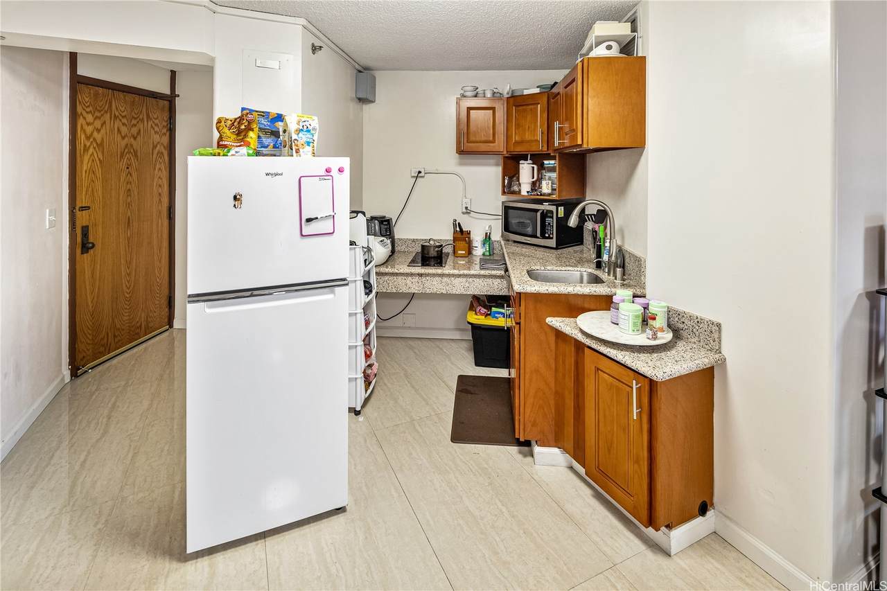 https://bt-photos.global.ssl.fastly.net/honolulu/1280_boomver_1_202607583-2.jpg