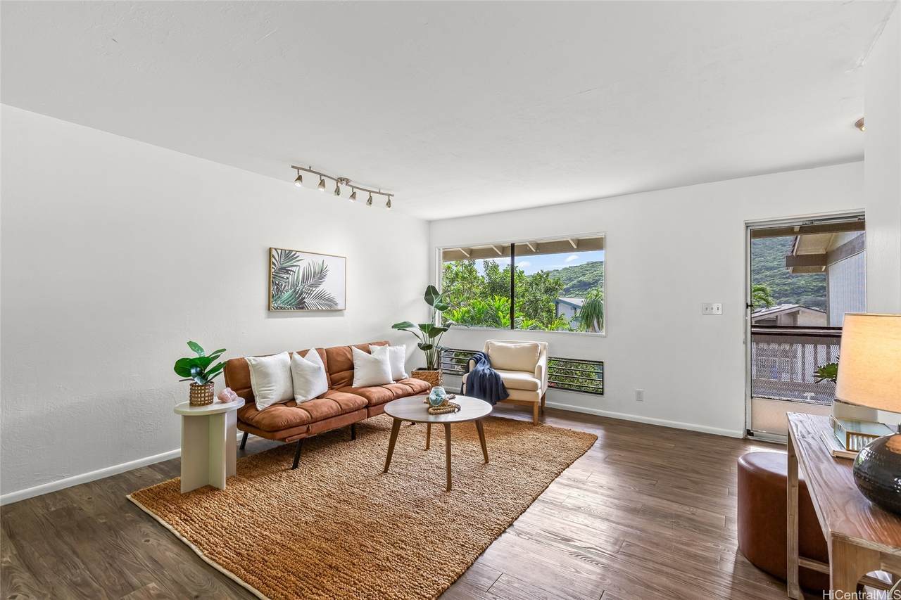 https://bt-photos.global.ssl.fastly.net/honolulu/1280_boomver_1_202607678-2.jpg