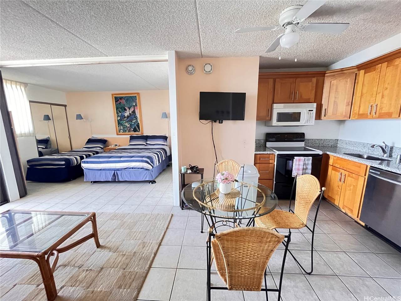2240 Kuhio Avenue - Photo 1